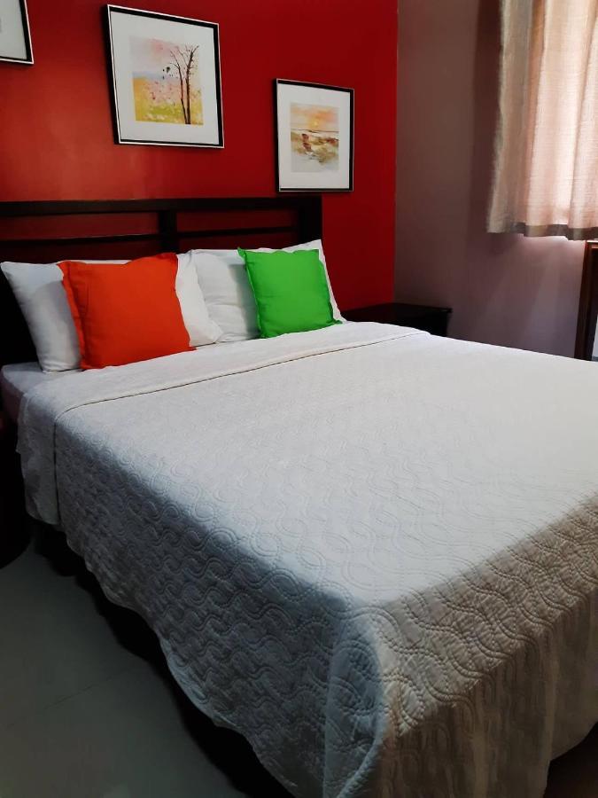 Sarasota Residential Resort: Convenient NAIA T3 & Resorts World Manila Location Pasay Exterior photo